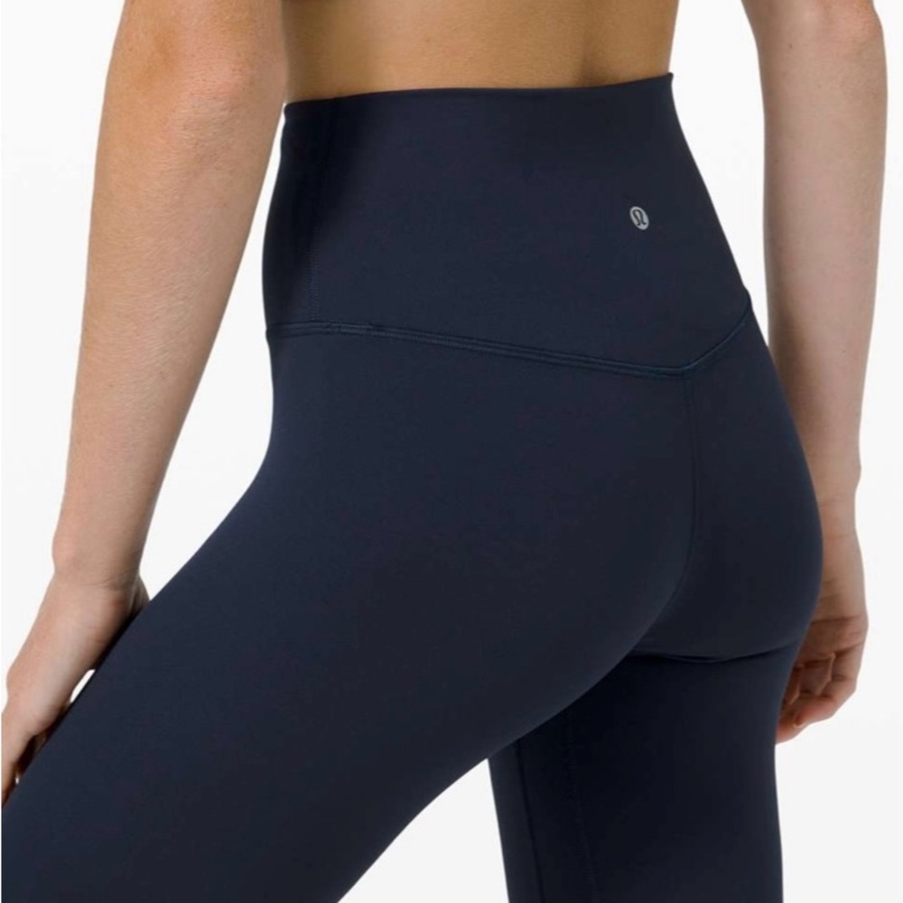 Lululemon align size 6 navy.